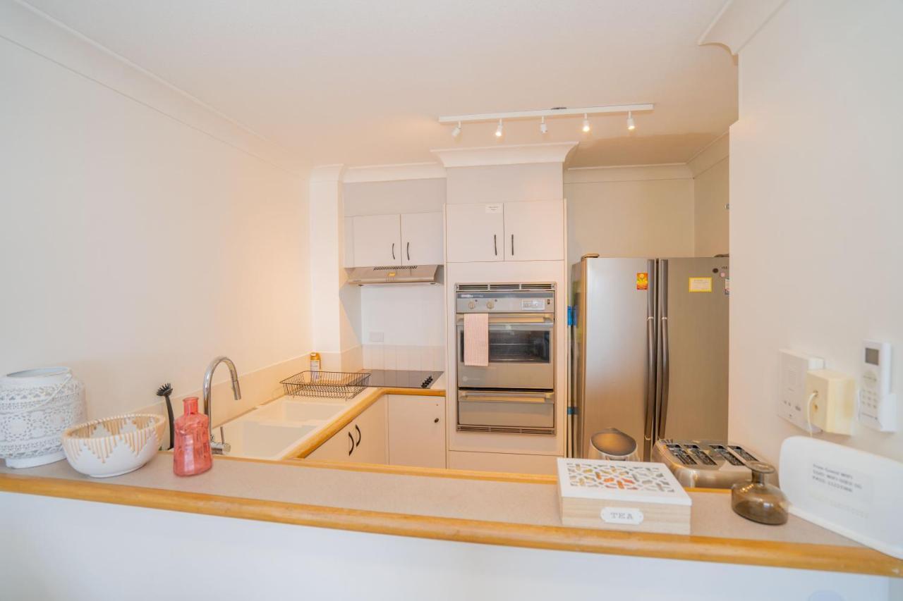 Large Surfers Paradise Apartment With Fantastic Views Gold Coast Exterior foto